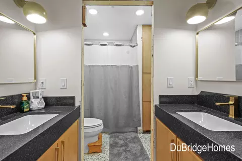 Bath - 311 Honey Creek Ave SE, Ada, MI 49301 photo 2 of 4