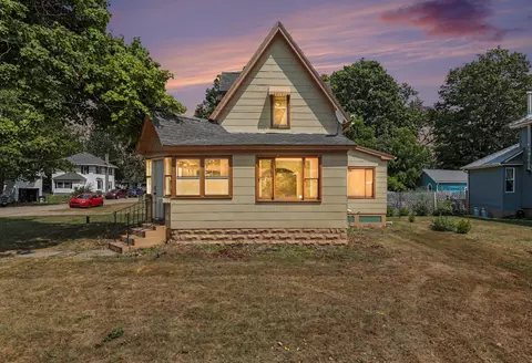 263 S Main St, Clarksville, MI 48815