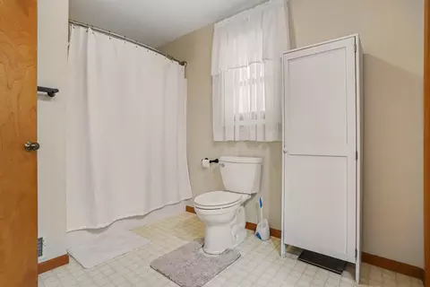 Bath - 56695 Chippewa Dr, Three Rivers, MI 49093 photo 3 of 3