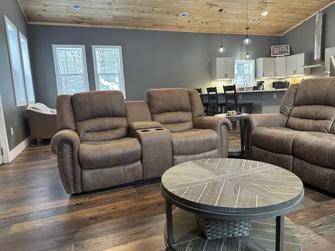 Living - 604 W Beaver Rd, Bitely, MI 49309 photo 4 of 8