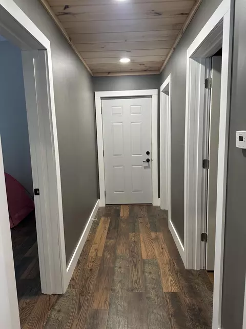 Entry Way - 604 W Beaver Rd, Bitely, MI 49309 photo 5 of 9
