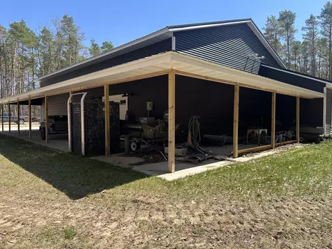 Exterior - 604 W Beaver Rd, Bitely, MI 49309 photo 6 of 30