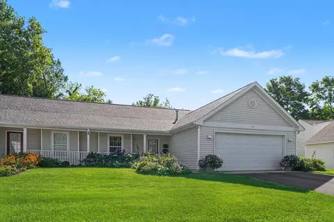 124 Depot Hill Ct, Allegan, MI 49010