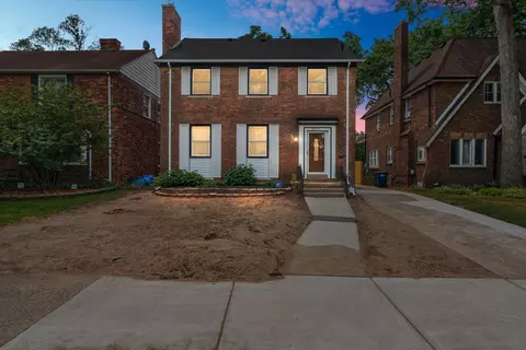 8231 Mary Grove Dr, Detroit, MI 48221
