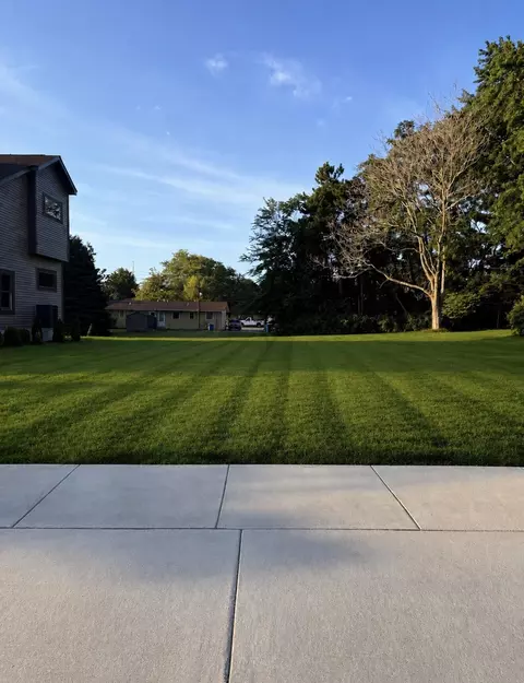 1030 Arlington Ave, Grand Haven, MI 49417