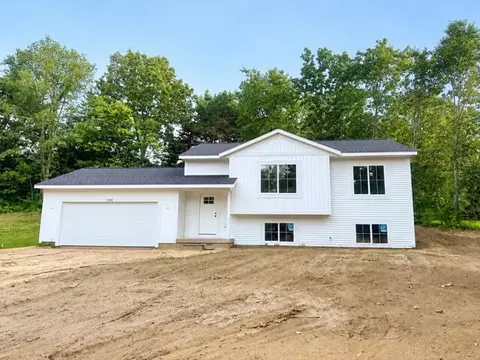 1330 Red Fox Ct, Allegan, MI 49010