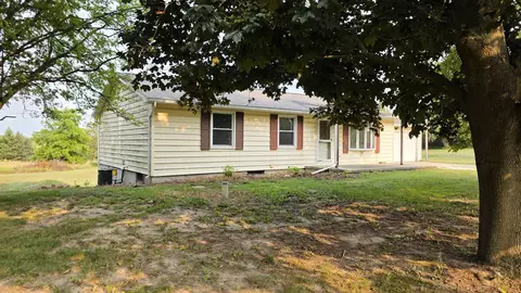 Exterior - 4545 S Rolland Rd, Blanchard, MI 49310 photo 1 of 9
