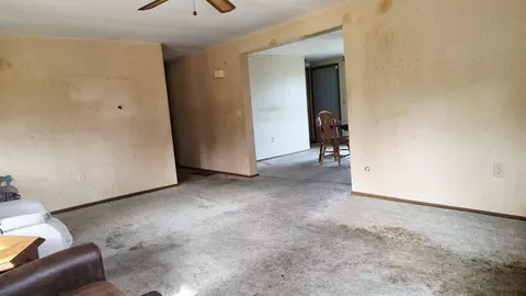 Living - 4545 S Rolland Rd, Blanchard, MI 49310 photo 2 of 2
