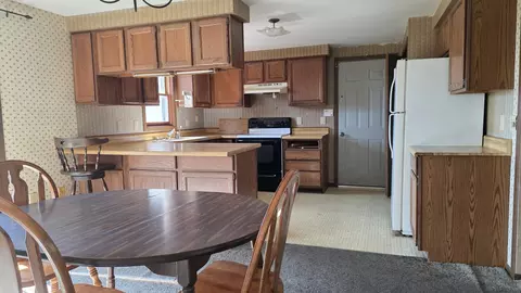 Kitchen - 4545 S Rolland Rd, Blanchard, MI 49310 photo 3 of 3