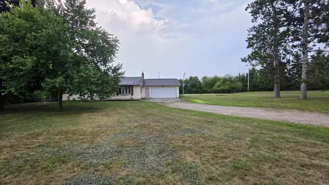 Exterior - 4545 S Rolland Rd, Blanchard, MI 49310 photo 8 of 9