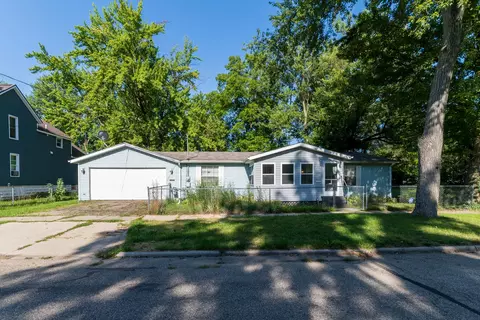 1321 Princeton Ave, Kalamazoo, MI 49007