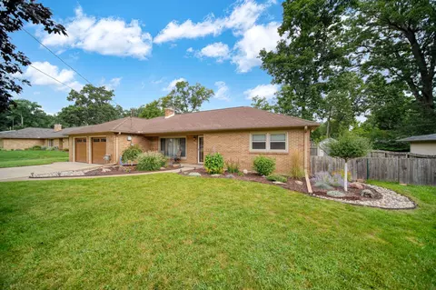 Exterior - 1730 Shoemaker Dr, Jackson, MI 49203 photo 3 of 10