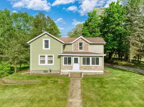 Exterior - 2515 Cooper St, Jackson, MI 49201 photo 1 of 17