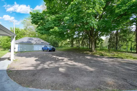 Exterior - 2515 Cooper St, Jackson, MI 49201 photo 3 of 17