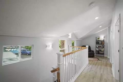 Entry Way - 2515 Cooper St, Jackson, MI 49201 photo 4 of 6