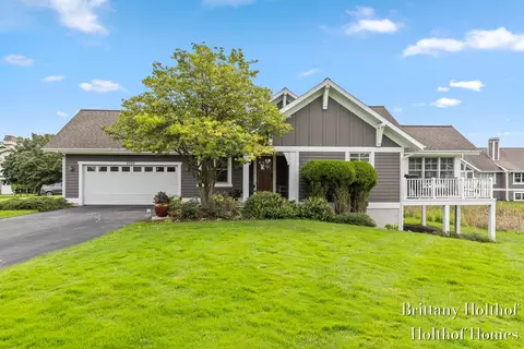 2000 Talamore Ct SE, Grand Rapids, MI 49546