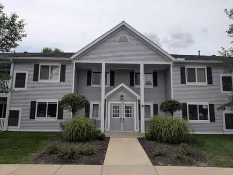 1155 S S Lk #45, Novi, MI 48377
