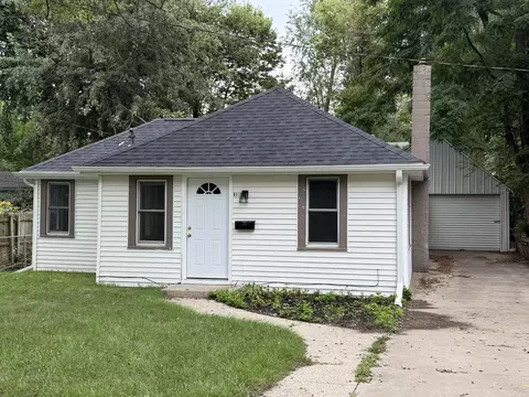 931 Pomeroy St, Kalamazoo, MI 49001