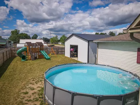 Exterior - 545 N Hemlock St, Evart, MI 49631 photo 4 of 22