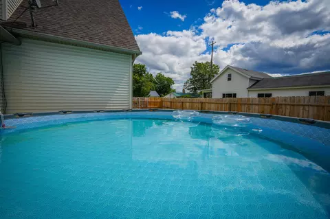 Exterior - 545 N Hemlock St, Evart, MI 49631 photo 13 of 22