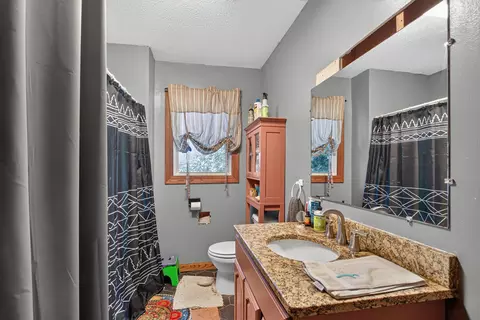Bath - 10031 Hastings Rd, Jackson, MI 49201 photo 3 of 3