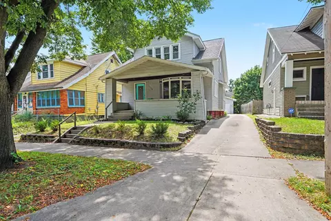 1216 Hovey St SW, Grand Rapids, MI 49504