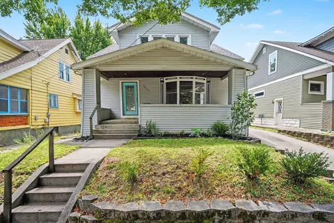 1216 Hovey St SW, Grand Rapids, MI 49504