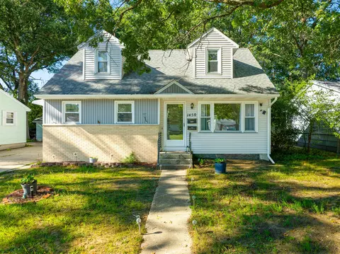1450 Wesley Ave, Muskegon, MI 49442