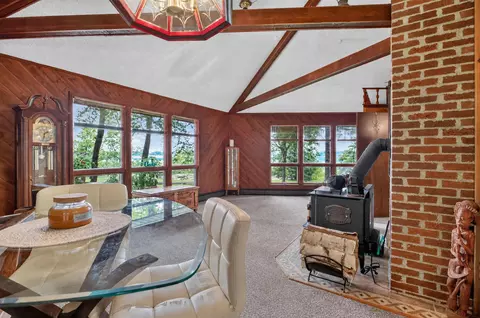 Dining - 1916 Ackerson Lake Rd, Jackson, MI 49201 photo 2 of 2