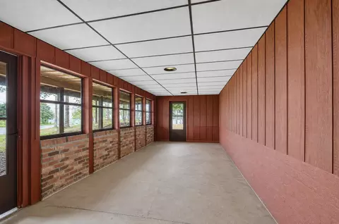 Exterior - 1916 Ackerson Lake Rd, Jackson, MI 49201 photo 8 of 28