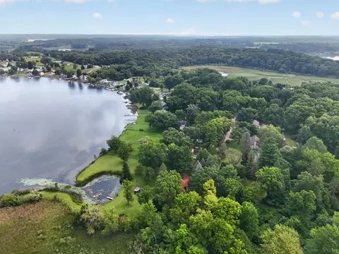 View/Area - 1916 Ackerson Lake Rd, Jackson, MI 49201 photo 6 of 17