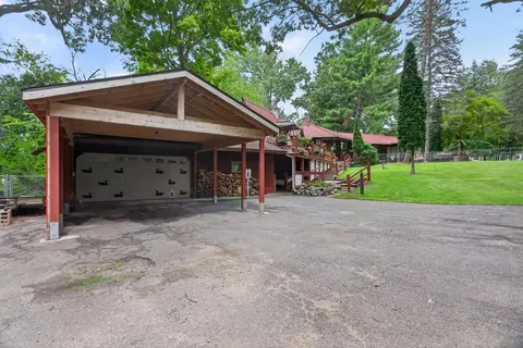 Exterior - 1916 Ackerson Lake Rd, Jackson, MI 49201 photo 4 of 28