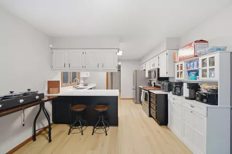 Kitchen - 1852 Wedgefield, Jackson, MI 49201 photo 1 of 4