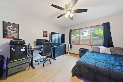 Bedroom - 1852 Wedgefield, Jackson, MI 49201 photo 3 of 3