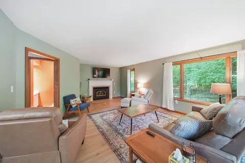 Living - 1852 Wedgefield, Jackson, MI 49201 photo 1 of 2