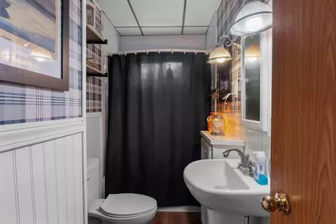 Bath - 5343 Beverly Dr, Reading, MI 49274 photo 1 of 1
