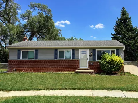 9358 Marie Ct, Livonia, MI 48150