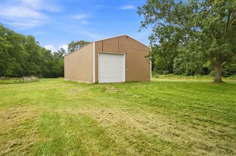 5530 Buffalo Rd, Buchanan, MI 49107 photo 9