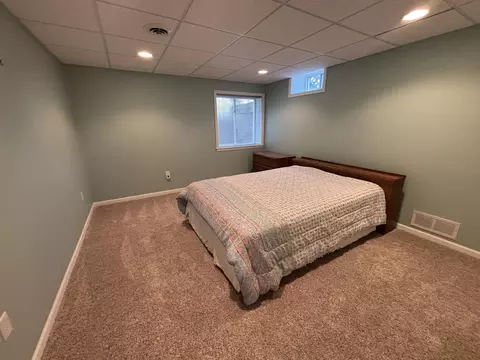 Bedroom - 1318 Catsyl Rd, Jackson, MI 49203 photo 1 of 3