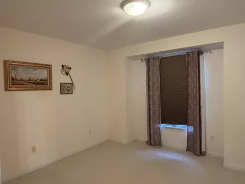 Bedroom - 1318 Catsyl Rd, Jackson, MI 49203 photo 3 of 3
