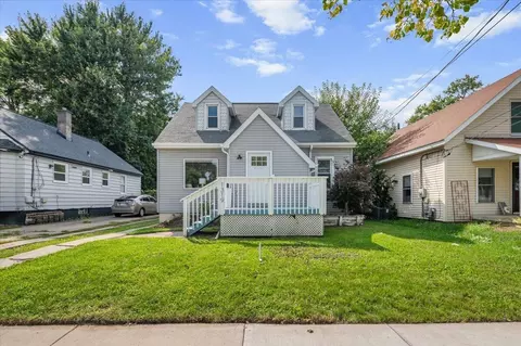1319 Diamond Ave NE, Grand Rapids, MI 49505
