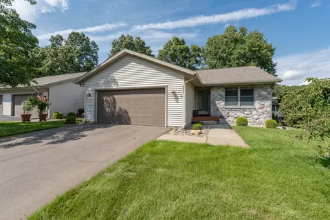 6808 Birdsong Ave, Kalamazoo, MI 49009