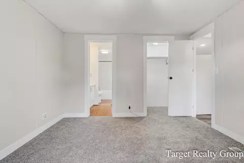 Bedroom - 5516 Bartonville Rd, Belding, MI 48809 photo 2 of 4