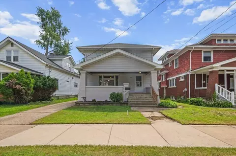 852 Richmond St NW, Grand Rapids, MI 49504