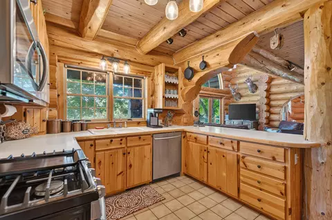 Kitchen - 12680 Day Rd, Hudson, MI 49247 photo 3 of 4