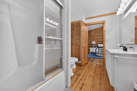 Bath - 12680 Day Rd, Hudson, MI 49247 photo 4 of 4