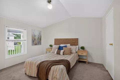 Bedroom - 9440 Stetler Dr, Jackson, MI 49201 photo 1 of 5