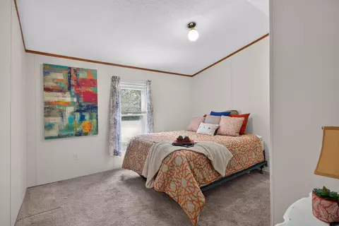 Bedroom - 9440 Stetler Dr, Jackson, MI 49201 photo 4 of 5