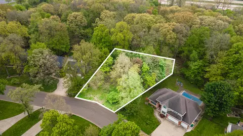 3025 Brynmawr Dr, Portage, MI 49024