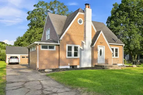 136 E Ave N, Battle Creek, MI 49017